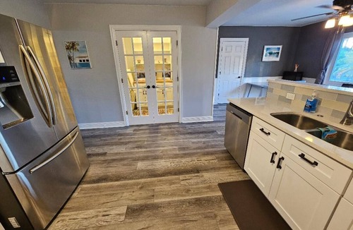 Fort Lauderdale House | Stunning WATERFRONT Home In Ft. Lauderdale ~ SALTWATER Pool & Hot Tub ~ Dogs OK!
