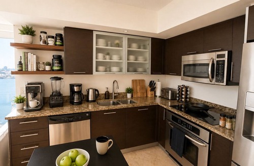Brickell Condo | Stylish 2BR Brickell Condo Near River, Dining & MetroMover