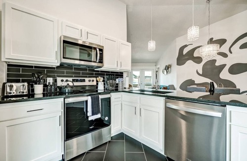 Westside House | Stylish 3BR Pool & Hot Tub Home Near NAS Jax, Great for Extended Stays