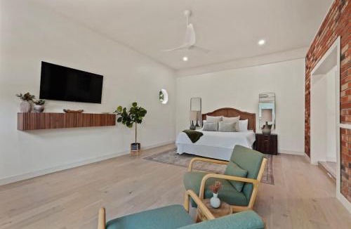 Savannah Apartment | Stylish Coastal Studio Near Tybee & Downtown SAV