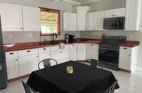 Eastman House | Stylish, comfortable, and private Guest House.