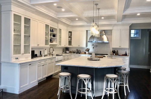 Amagansett North House | Stylish & Elegant Amagansett Getaway - Private, Light-Filled, Minutes to Beach