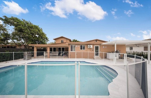 Fontainebleau Villa | Stylish Entire home in Miami, Florida, United States - Full Comfort & Privacy