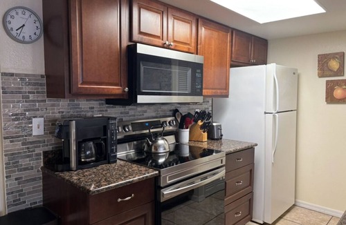 Chatham Park Condo | Stylish, first floor 3 bedroom condo minutes to Disney parks, shopping and more