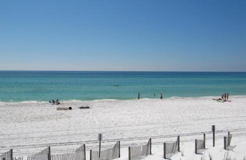 Miramar Beach Apartment | Summer Breeze Condominium 109 by Newman-Dailey