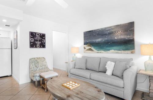 Miramar Beach Apartment | Summer Breeze Condominium 109 by Newman-Dailey