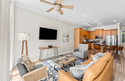 Long Beach Hotel | Summer Specials! 900 Feet to the Beach! 5 BR 4 1/2 Baths with Game Room and Pool