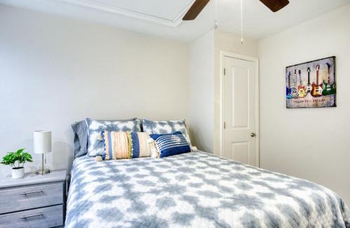 San Jose House | Summer Spot! Charming Florida Cottage 5min to San Marco