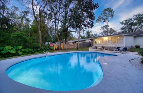 Del Rio House | Summer Spot! Luxe Poolside Escape in Julington Creek
