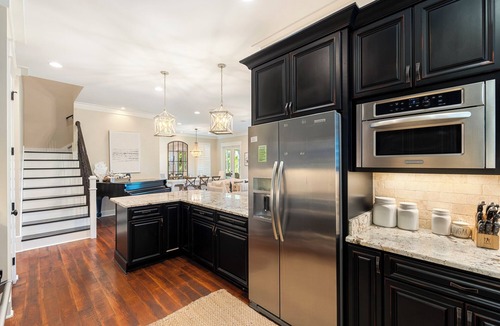 Lakeside at Blue Mountain Beach House | Summers not over! Discounts offered, walk to the beach, community pool.