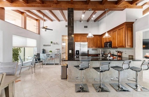 Sarasota House | Sun-Kissed Haven Quiet 3BR/2BA 20 Min to Beach