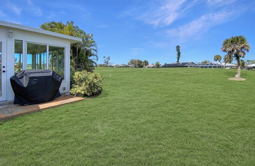 Oakland Hills Villa | Sun Saver, Sleeps 6, full refund*, NO pool.