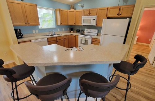 Fernandina House | Sunny Delight! - 3/2 w/Golf Cart & Grill in The Village of Fernandina