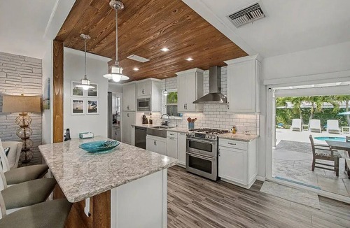 Palm Beach Shores House | ☀️Sunny Palm Gardens Coastal Retreat