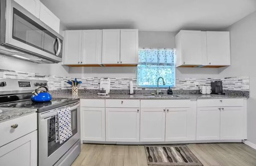 Plant City House | Sunny Plant City Retreat | Private Yard