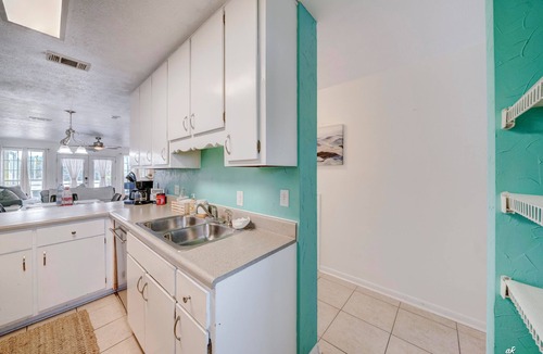 Fort Bay Condo | Sunny Seaside Townhouse - Your Perfect Summer Escape