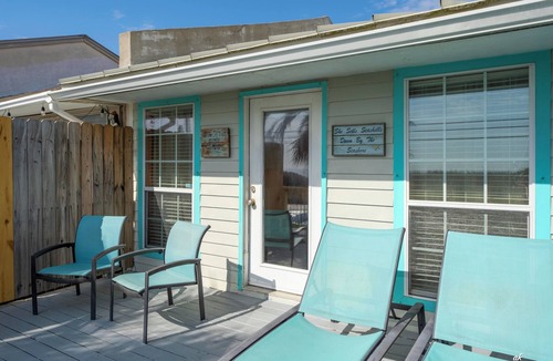 Fort Bay Condo | Sunny Seaside Townhouse - Your Perfect Summer Escape