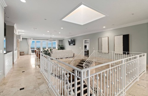 Crescent Beach House | Sunrise at the Beach Luxury Oceanfront Escape