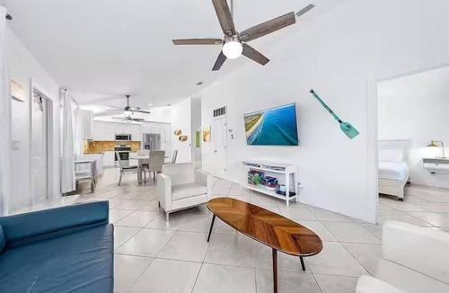 Fort Pierce Shores House | Sunrise Views & Beach Access | BBQ + Free Parking
