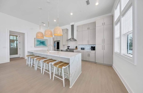 Fort Walton Beach House | Sunset A🌞Waterfront👙Pool & Hot Tub🐶Dogs OK