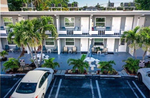 Madeira Beach Apartment | Sunset Beach Suites - Suite 5