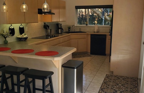 Groveland House | Sunset Cove at Champions! Book this very private