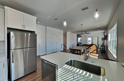 Gulf Lagoon Beach House | Sunset On Snapper C - Perfect for Groups w/Two Private Pools + Game Rooms