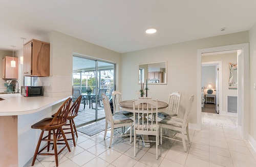 Caloosahatchee House | Sunset Reach .Waterfront Family Pool Home - Gulf Access - Sunset Views -
