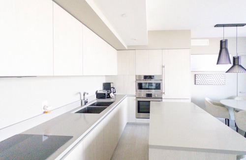 Hollywood South Central Beach Condo | SUNSET VIEWS|BEACH ACCESS|AMAZING AMENITIES