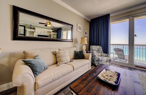Biltmore Beach Condo | Sunsets at Seychelles! 7th floor condo. Last minute available dates 7/19 -7/22