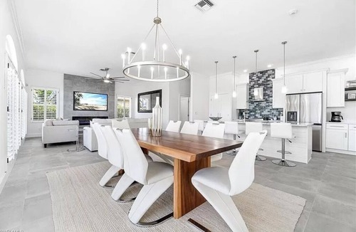 Vanderbilt Beach House | 🌊 Sunshine Retreat | Pool + Sun Deck Walk to Vanderbilt Beach Canal Front