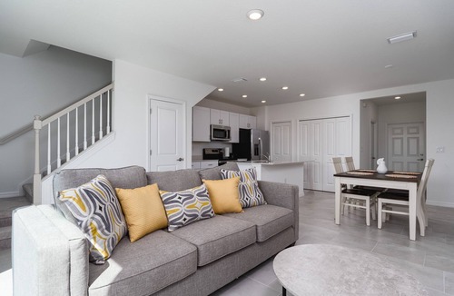 River Hall House | Sunshine State of Mind!