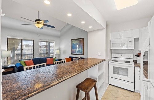 Holiday Beach Condo | Sunswept Condo Rentals by Panhandle Getaways