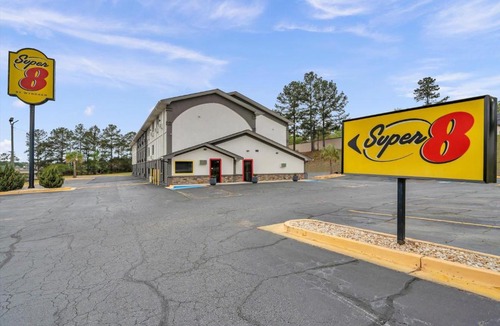 Warner Robins Hotel | Super 8 by Wyndham Warner Robins
