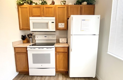 Historic Downtown Kissimmee House | Superb Value Resort Townhome Near Shopping