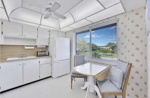 East Naples Condo | Superior Views, Golf, Pickleball & More! Beautiful 2-bedroom condo in Naples!