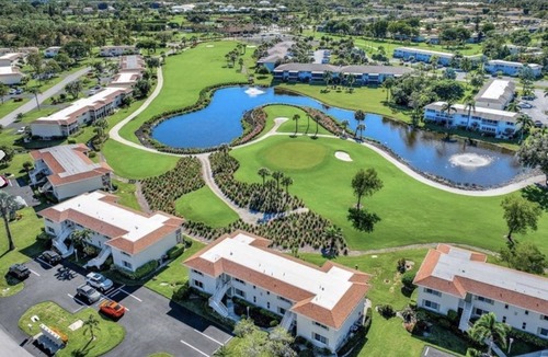 East Naples Condo | Superior Views, Golf, Pickleball & More! Beautiful 2-bedroom condo in Naples!