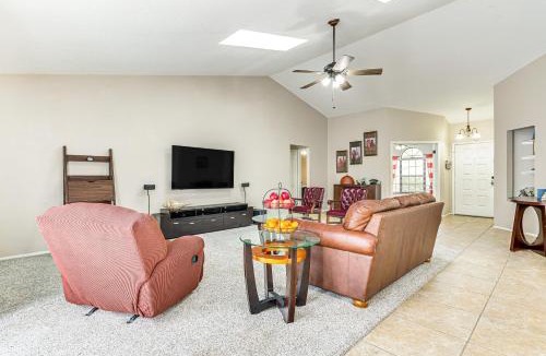 Lake Mary House | Swim, Golf & Relax: Lovely Home in Lake Mary