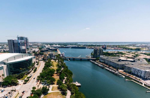 Downtown Tampa Hotel | Tampa Marriott Water Street