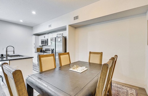 Lutz House | Tampa North Aero Park Townhome: Near Downtown!