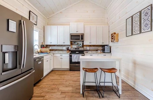 Taylor Creek House | Taylor Creek Isles Cottage with Lake Access + Deck
