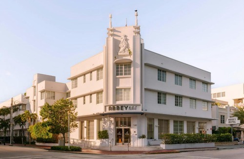 City Center Hotel | The Abbey Hotel Miami by M11 Collection