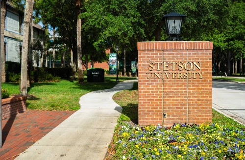 Rogers Deland House | The Arbor | Beautifully Restored 2BR Flat, Treetop Views, Stetson & Downtown