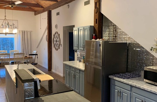 Denver House | The Barn Loft. Streamside living in a spacious and tastefully renovated barn