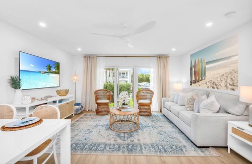 Juno Beach Condo | The Beach Villa in Juno! 1-Steps to the Beach