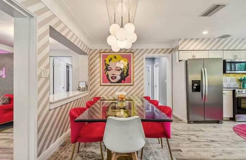 Madeira Beach House | The Champagne & Sunshine House - Glam Girls Getaway