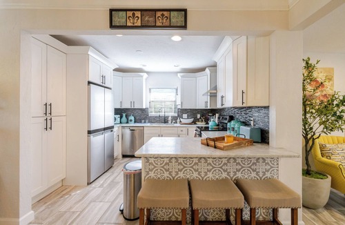 Indian Beach Sapphire Shores House | The Coastal Nest - Spacious and Cozy