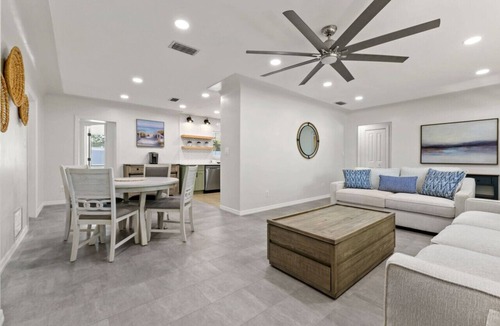 Seminole House | The Coastal Retreat: Modern 3BR Home with Beachy Charm