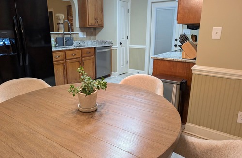 Houston County House | The coziest home right between RAFB and Perry!