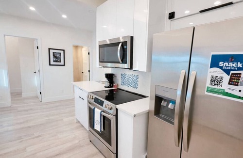 East Daytona Apartment | The Daytona Triple (Epic Stay)